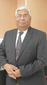 Dr R K Mathur