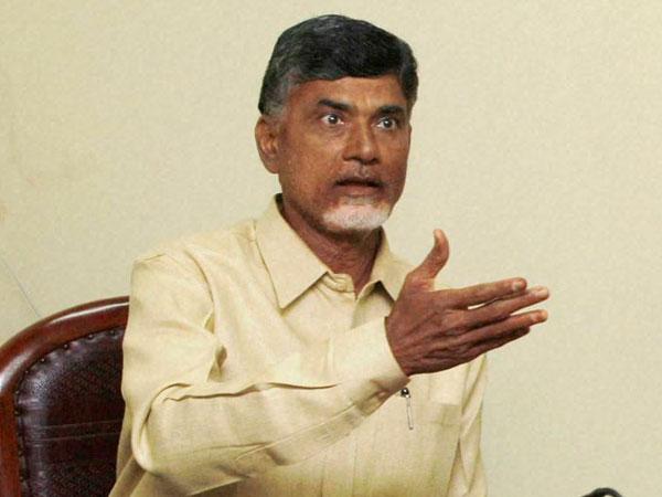 Naidu launches 275 mobile medical units for rural Andhra Pradesh