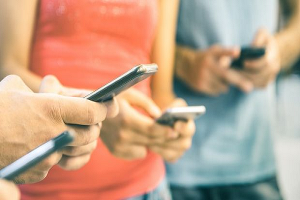 Beware! Excessive smartphone use may increase obesity risk