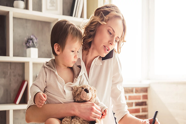 Moms to be & New Mom’s – Here are things to do while at home