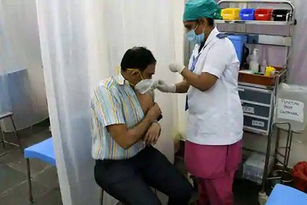 Covid-19 Updates: India Administers 30 Lakh Vaccination Doses on Day 1 of ‘Tika Utsav’ amidst 1.68 Lakh New Corona Cases