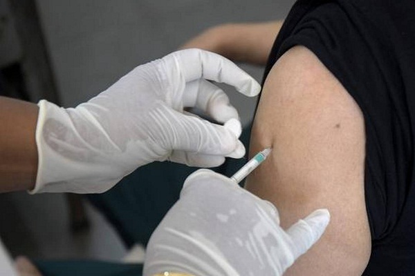 All government employees and teachers to get vaccinated by October 16th – DDMA